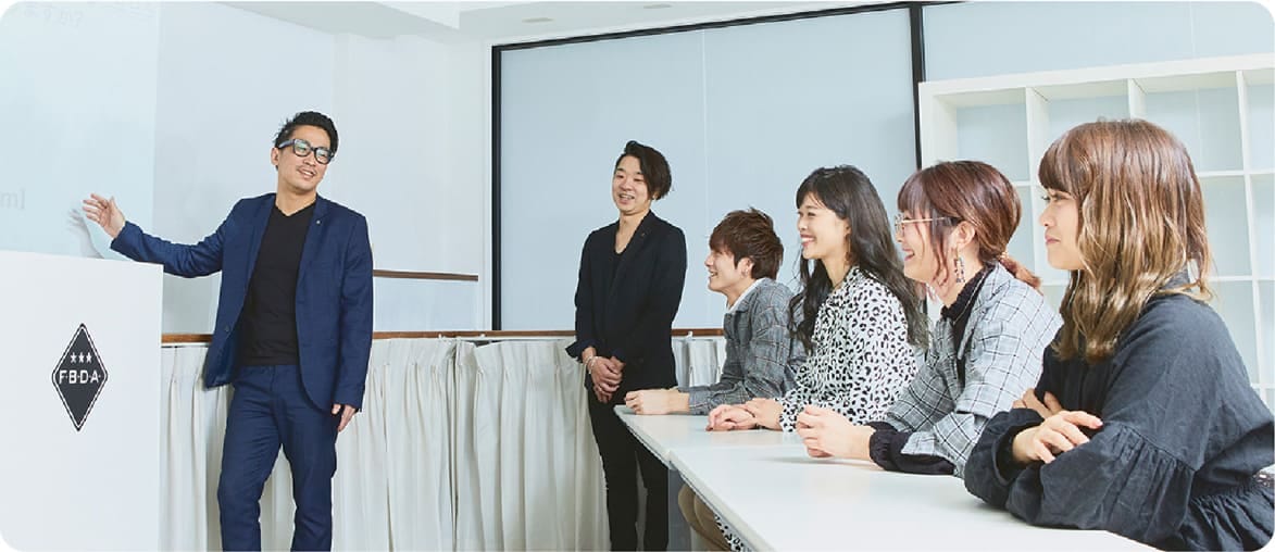 SUSTAINABLE MANAGEMENT 美容業界の課題解決と持続可能な繁栄